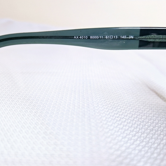 Armani Exchange brand " The Emerald Eye Beauty" Oversized sunglasses. - Picture 4 of 9